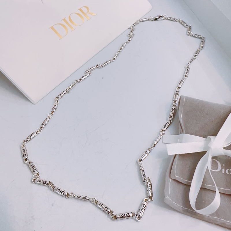 chr1st1an D10r necklaces